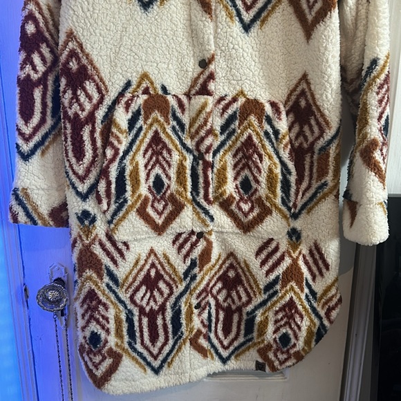 Jacket - Picture 3 of 15